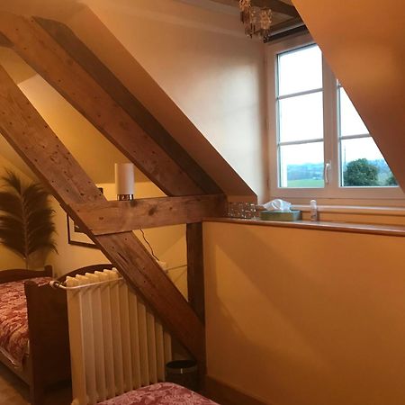 La Nesliere Chambres D'Hotes Bio Saint-Symphorien-des-Monts Luaran gambar