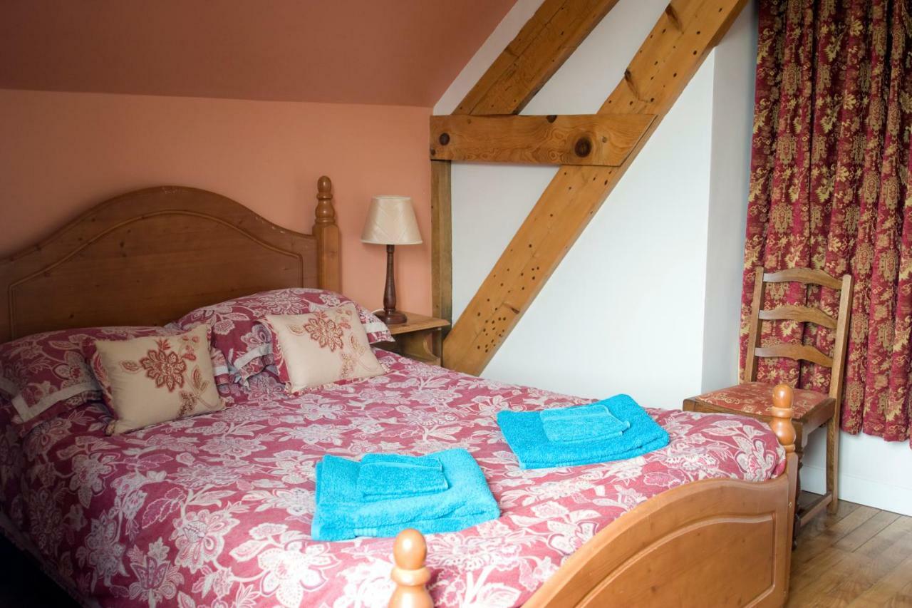 La Nesliere Chambres D'Hotes Bio Saint-Symphorien-des-Monts Luaran gambar
